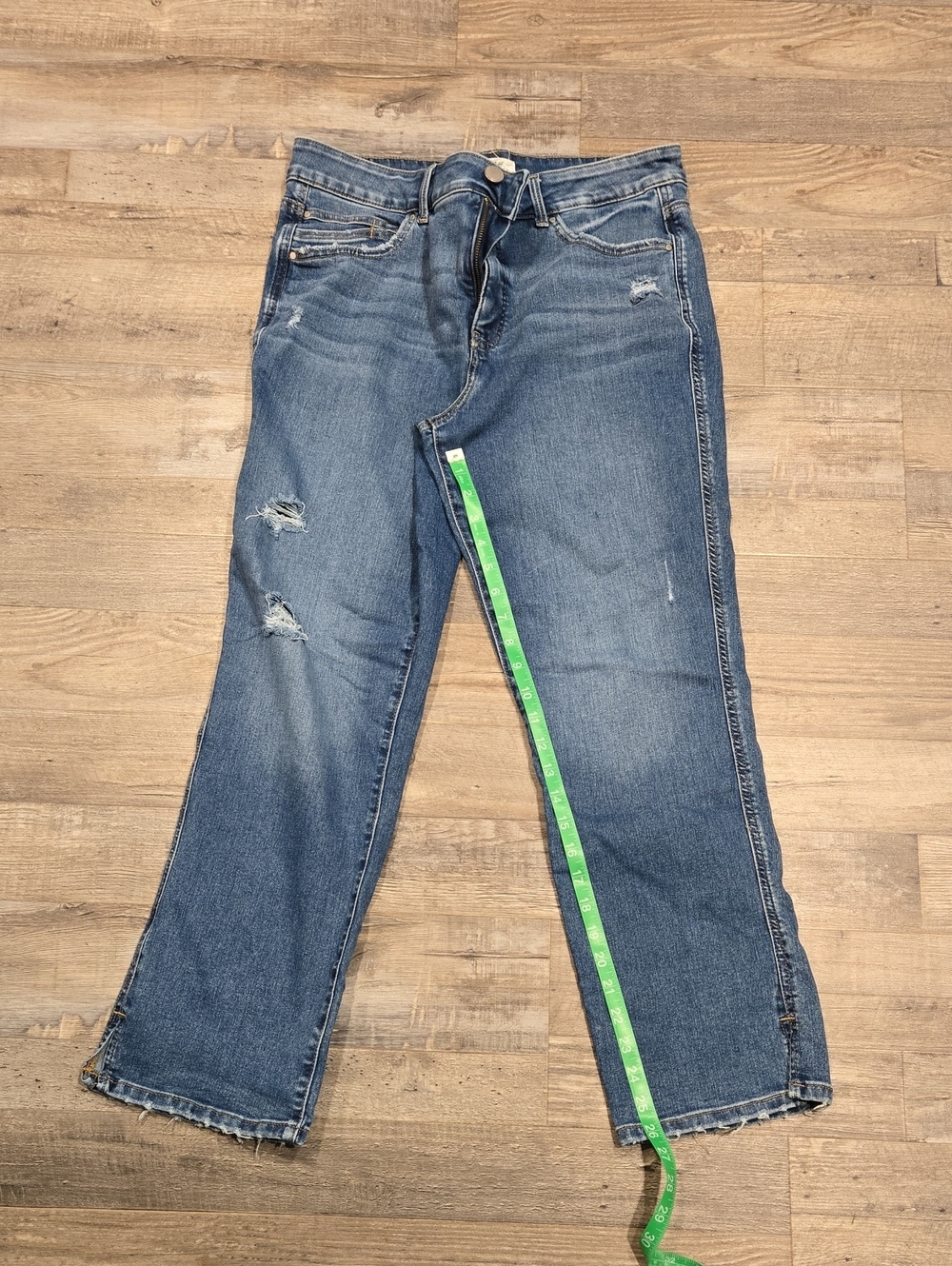 Maurices Women's Distressed Cropped Jeans - Medium Blue